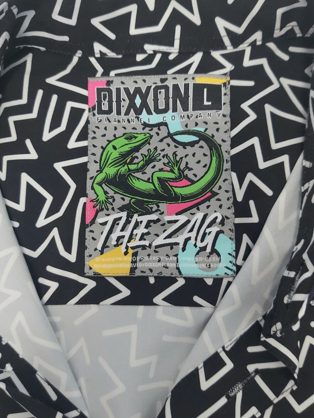 Dixxon Flannel Co. The Zag Party Short Sleeve Button Down Shirt Men Large - Picture 3 of 10